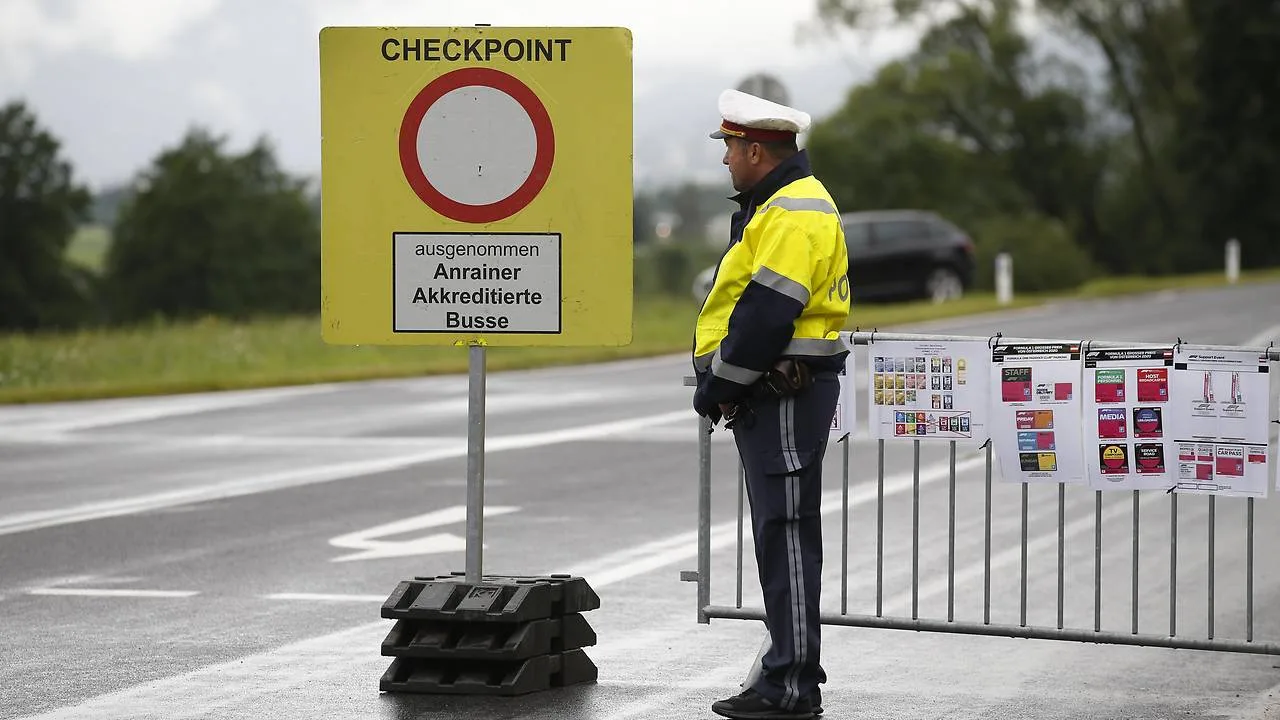 Diesen Checkpoint kannst du nur mit gültigem Park-Ticket oder Camping-Sticker passieren.